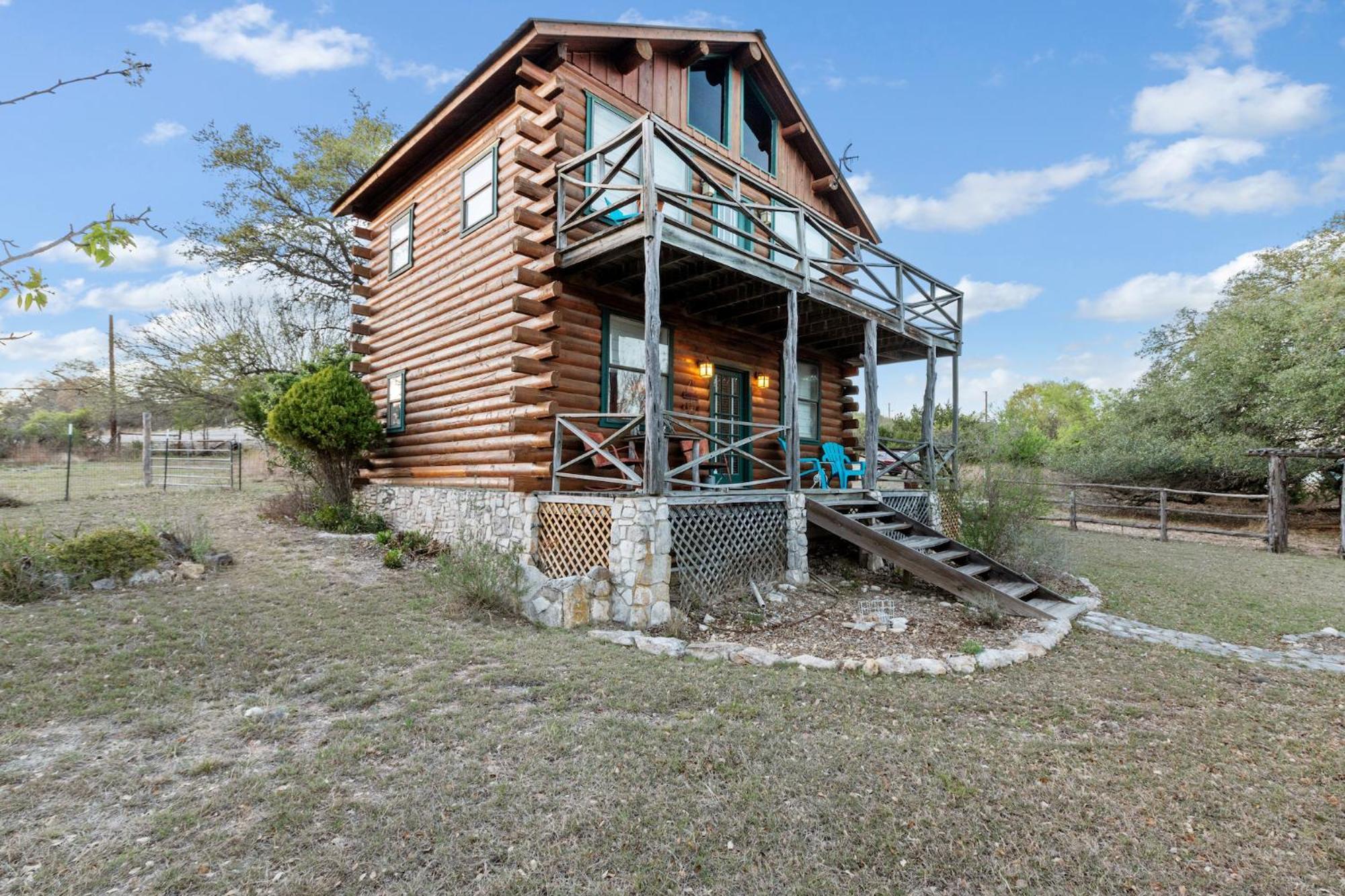 Mighty Oak Log Cabin Fredericksburg Exteriör bild